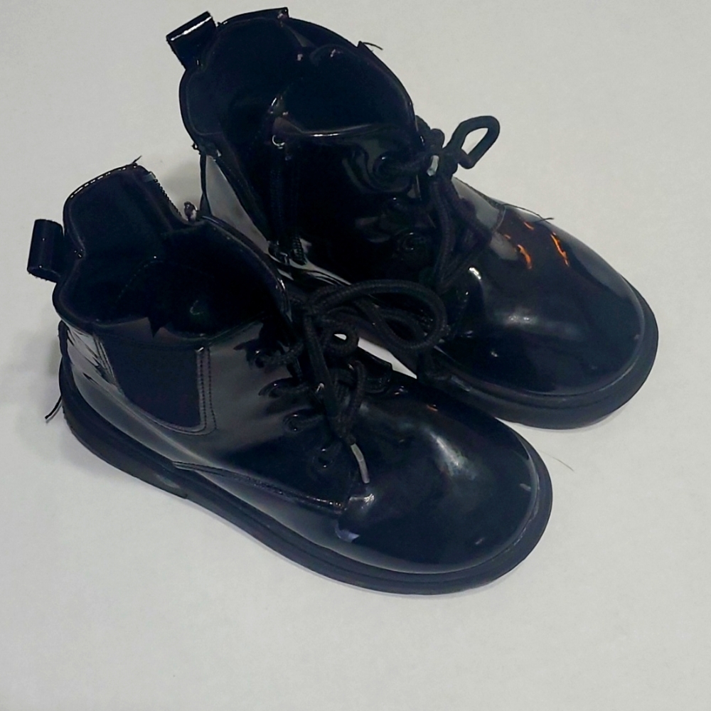 Girl's patent combat boots